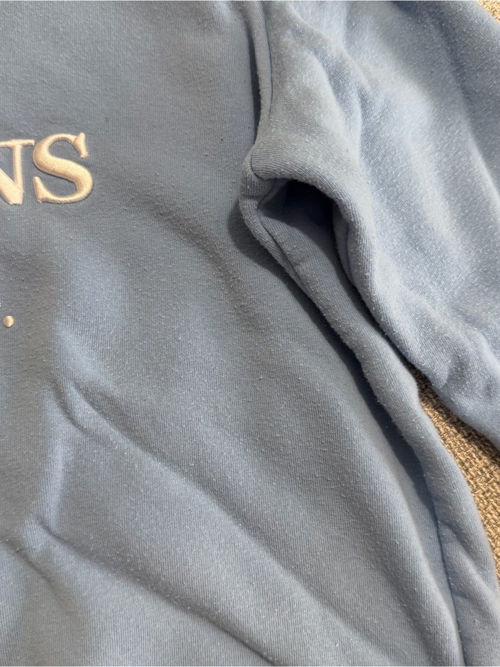 The Hamptons Light Blue Sweatshirt - Embroidered - Picture 4 of 8